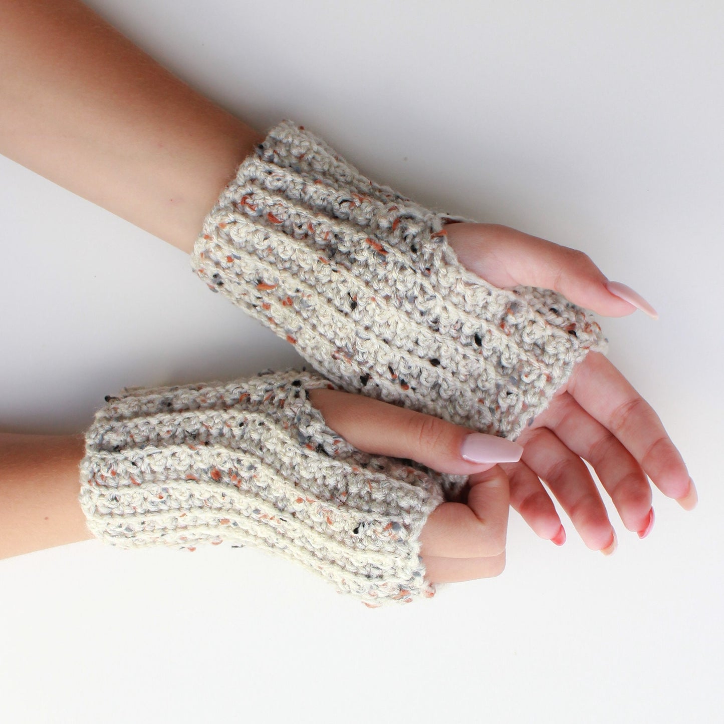 Crochet pattern- LAYLA Crochet fingerless gloves pattern-Women crochet pattern-Wrist Warmers pattern-Fingerless Mitts Pattern PDF Size S-M-L image 3