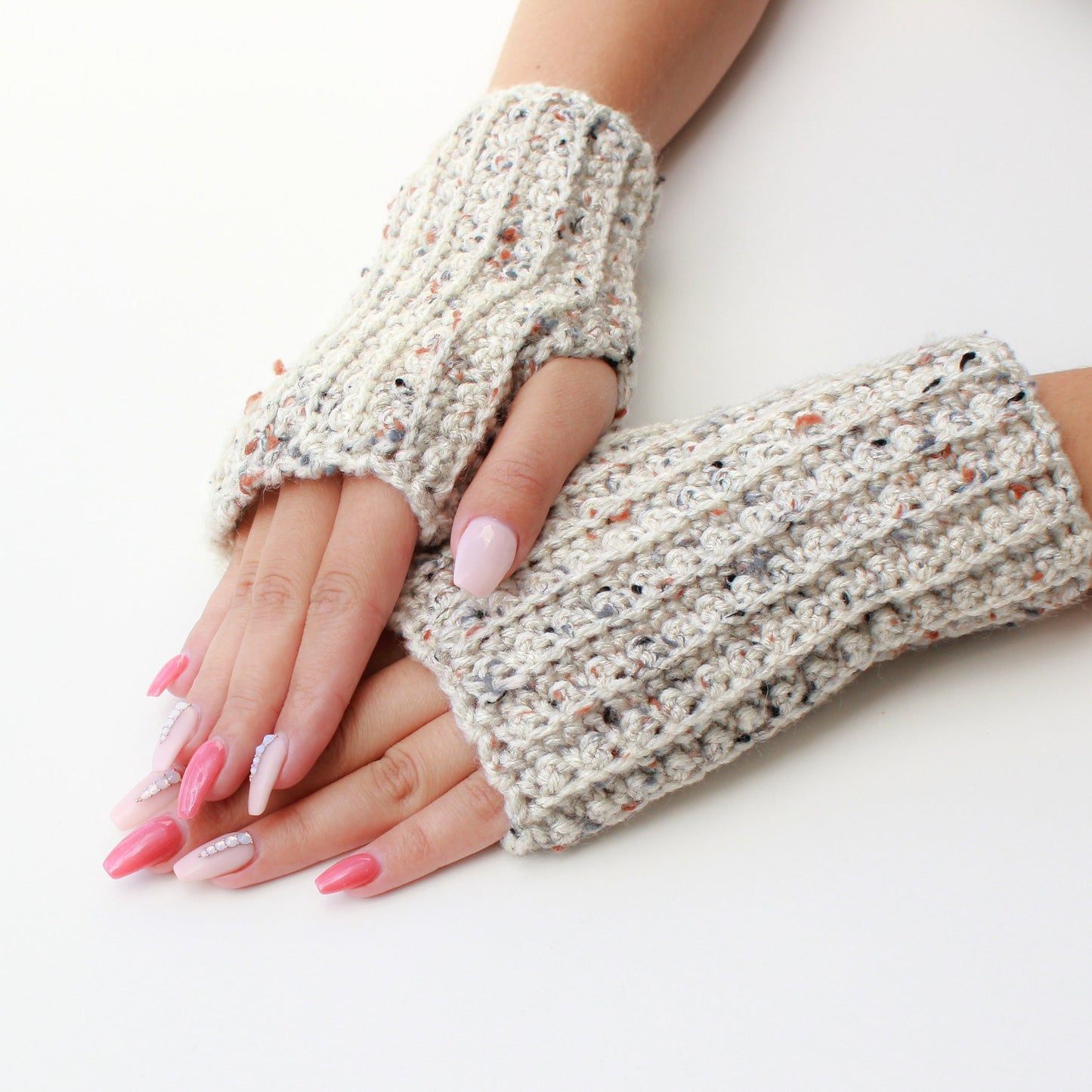 Crochet pattern- LAYLA Crochet fingerless gloves pattern-Women crochet pattern-Wrist Warmers pattern-Fingerless Mitts Pattern PDF Size S-M-L image 5