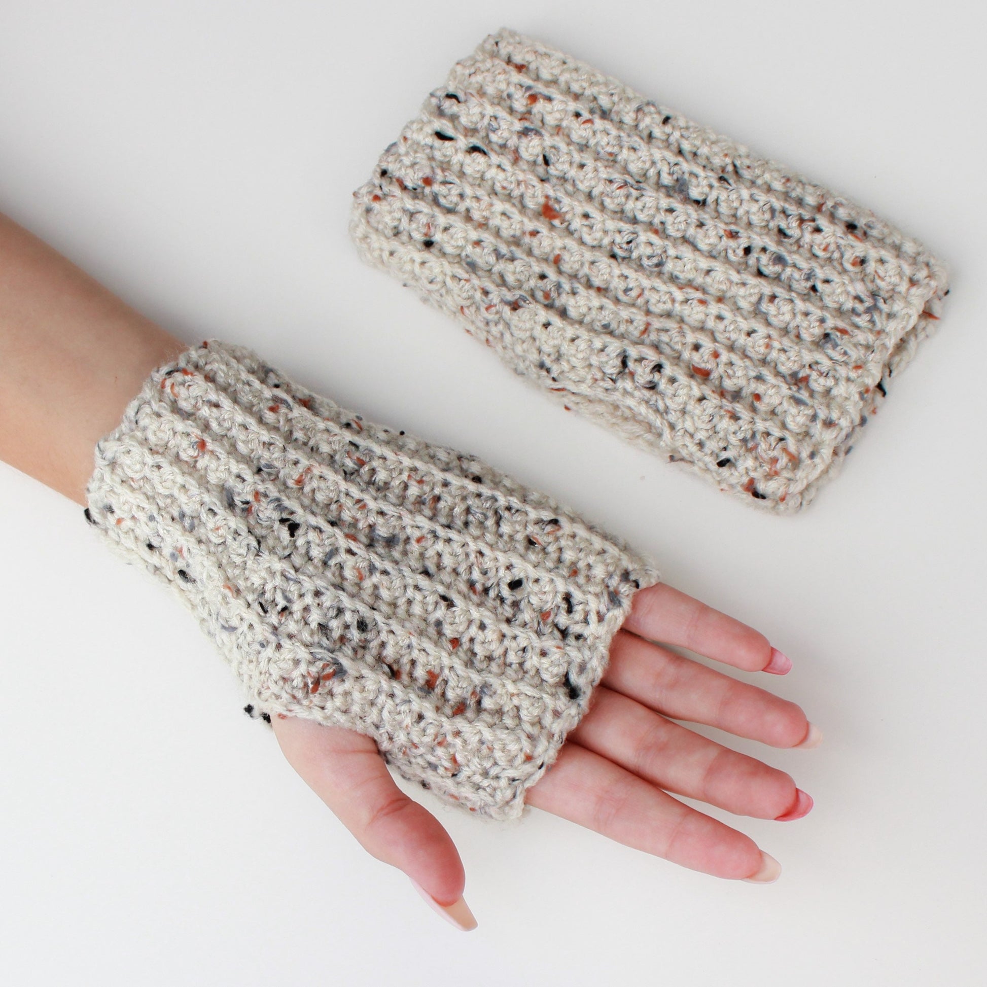 Crochet pattern- LAYLA Crochet fingerless gloves pattern-Women crochet pattern-Wrist Warmers pattern-Fingerless Mitts Pattern PDF Size S-M-L image 6