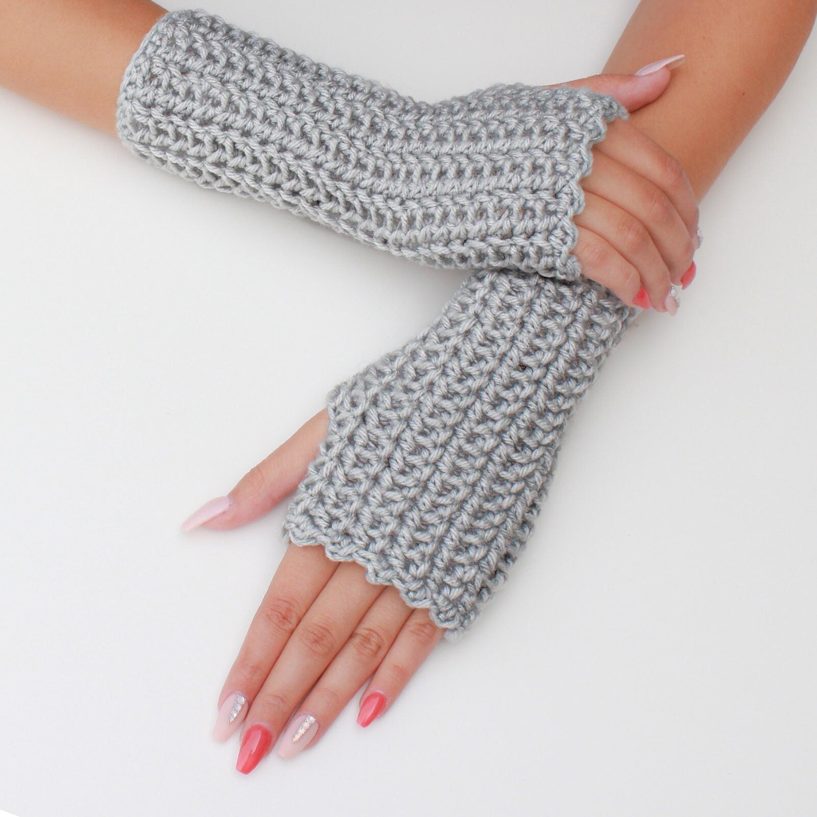 CAMILA Fingerless Gloves crochet pattern
