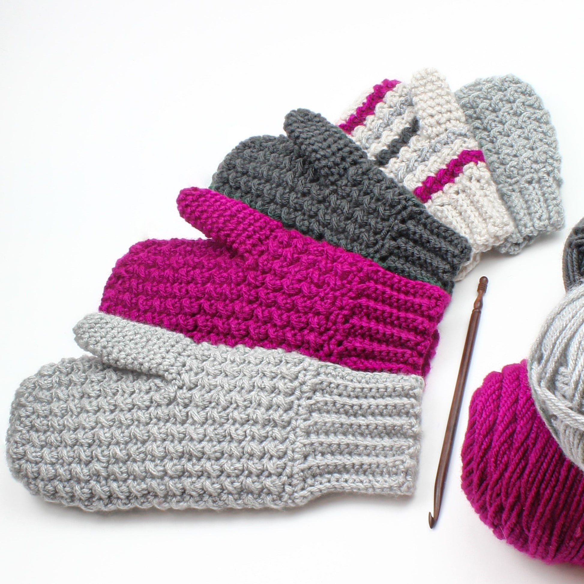 AMELIA Mittens crochet pattern