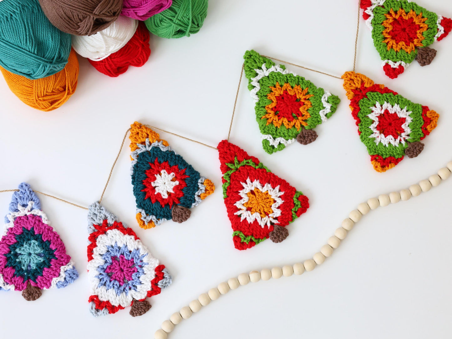 JOLLY Ornament crochet pattern