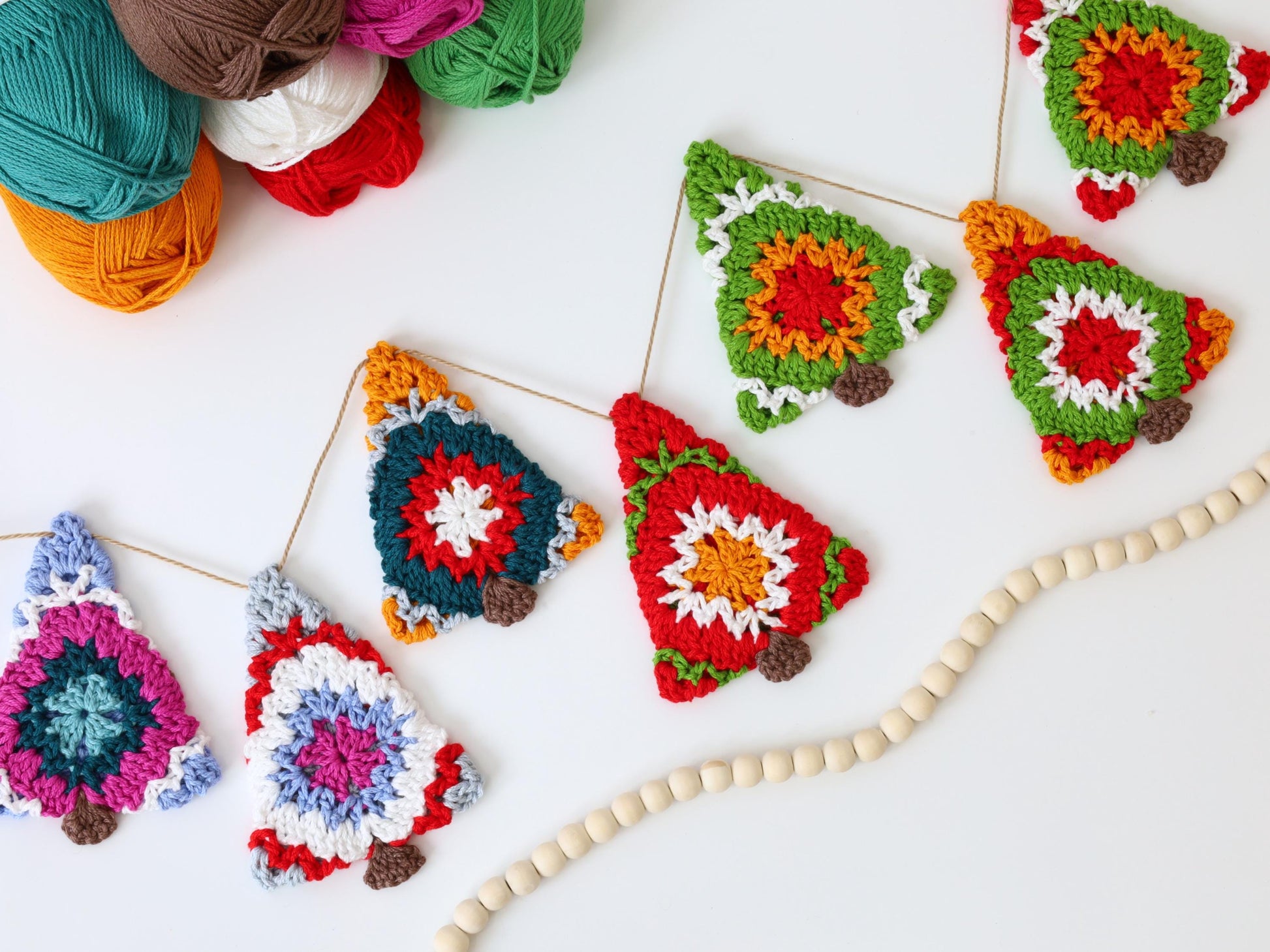 JOLLY Ornament crochet pattern